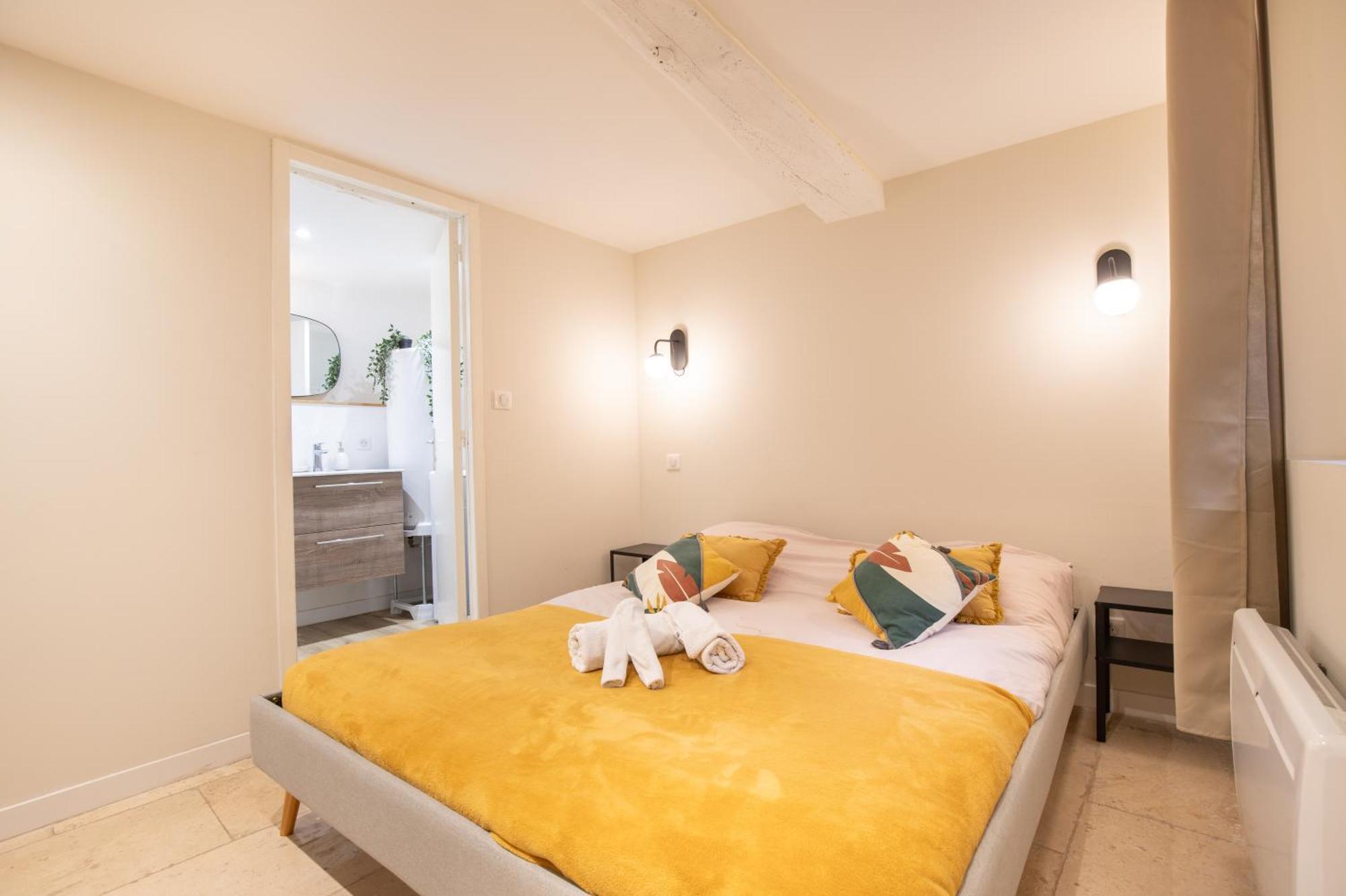 La Venise Provencale - Hypercentre - Wifi Apartment LʼIsle-sur-la-Sorgue Exterior foto